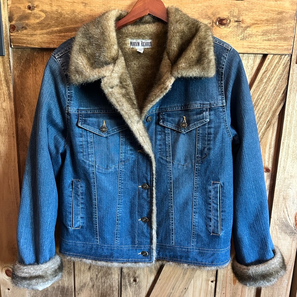 Marvin Richards Vintage Jean Jacket with Faux Fur & Pockets. Large. 20” PTP